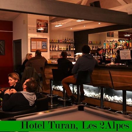 לס דה-אלפס Hotel Turan מראה חיצוני תמונה