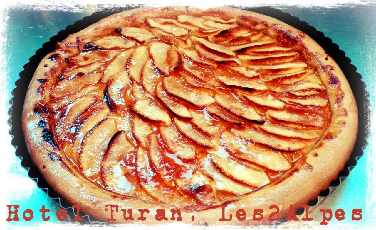 לס דה-אלפס Hotel Turan מראה חיצוני תמונה